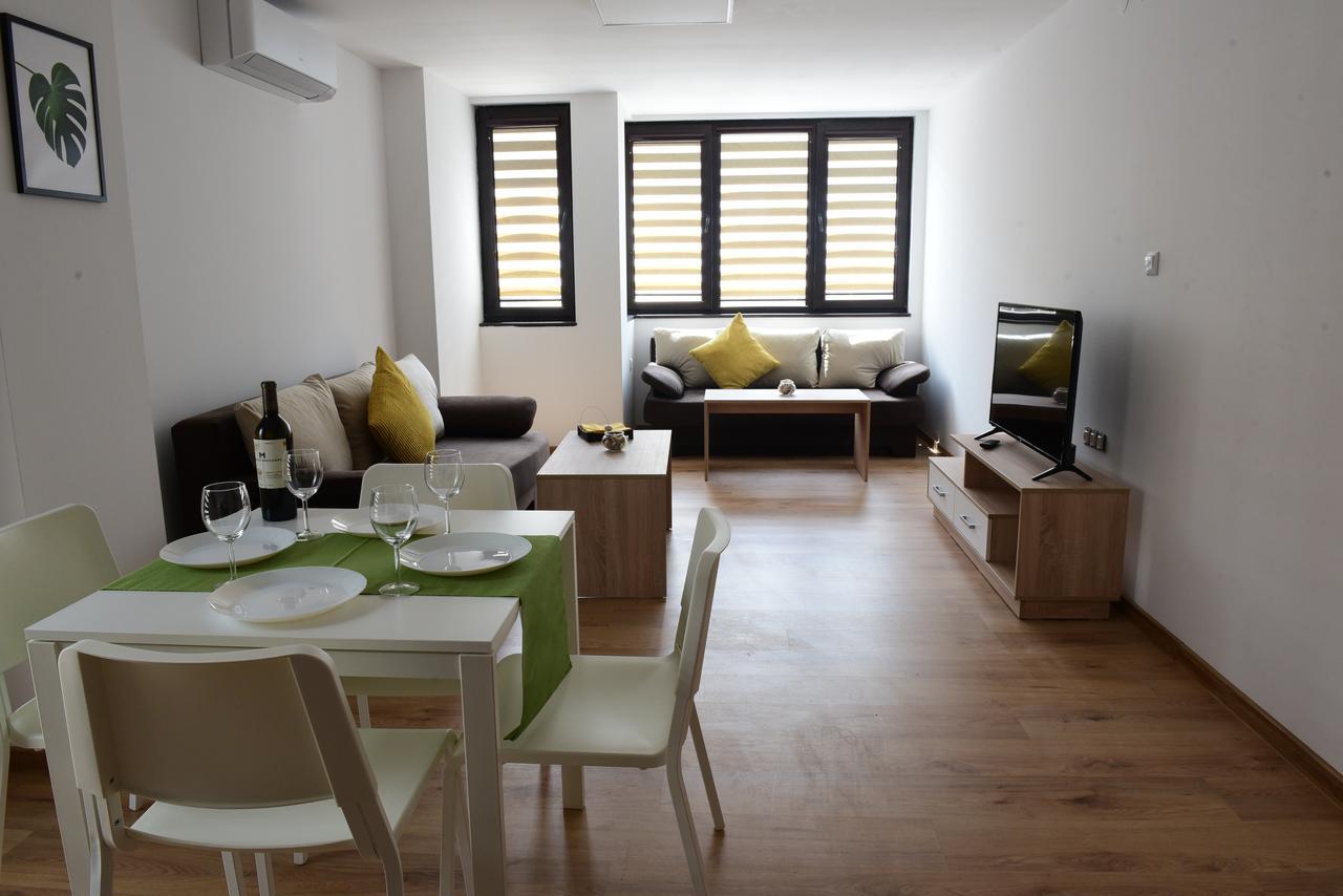 Hotel Active Apartments Targovishte  Exterior photo